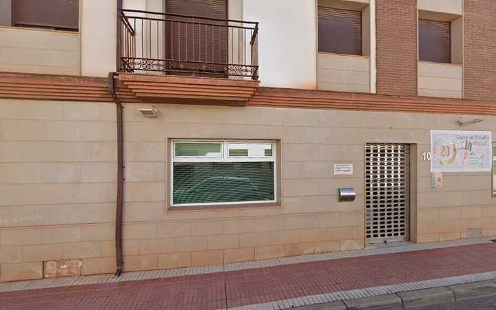 Fotografia tomada fuera de Academia Nubel - Colegio bilingüe en Vilches, Jaén