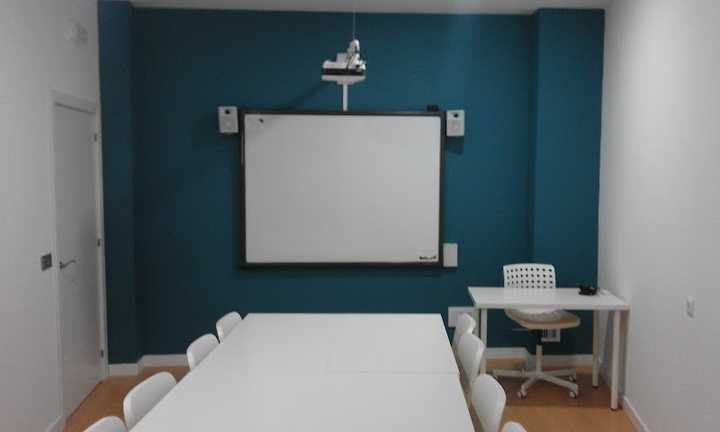 Fotografia tomada fuera de Help Idiomas Gibraleon - Academia de inglés en Gibraleón, Huelva