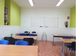 Fotografia tomada fuera de Academia Aula Tres Olivos - Centro de formación en Madrid, Madrid