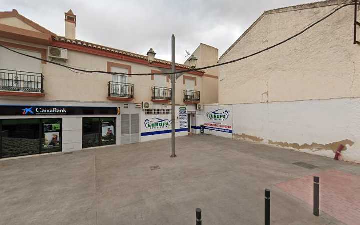 Fotografia tomada fuera de Autoescuela Europa - Centro de formación en Cijuela, Granada