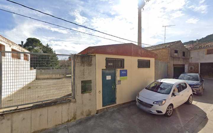 Fotografia tomada fuera de Centro Público Integrado Ramón y Cajal - Colegio público en Ayerbe, Huesca