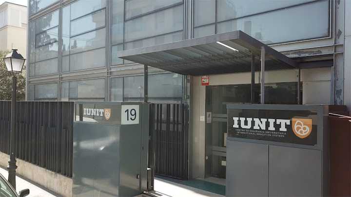 Fotografia tomada fuera de IUNIT - Universidad en Madrid, Madrid