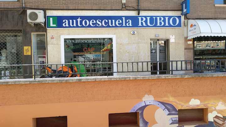 Fotografia tomada fuera de Autoescuelas Rubio Cuenca - Autoescuela en Cuenca, Cuenca