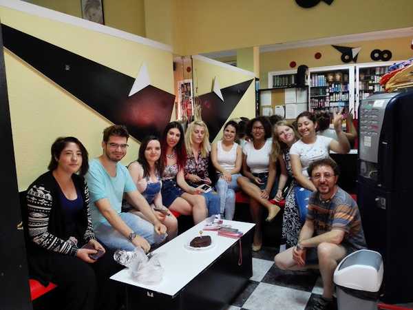 Fotografia tomada fuera de Academia de Peluquería Moydi - Escuela de peluquería en Cuenca, Cuenca