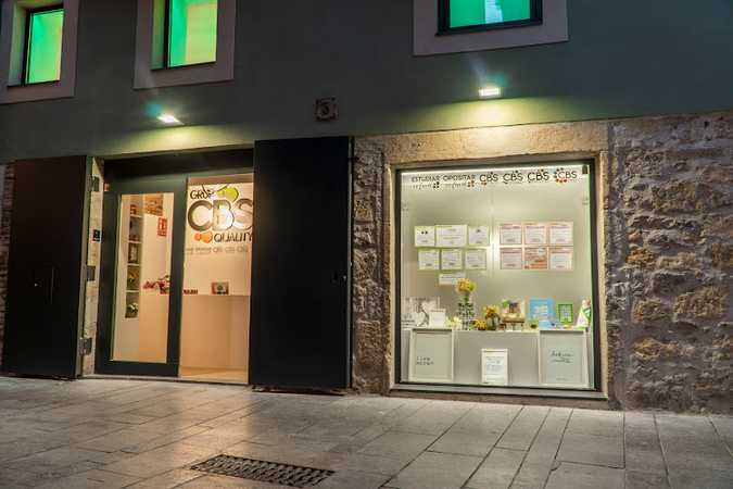 Fotografia tomada fuera de Academia Opositar es Fácil - Centre de formació en Tarragona, Tarragona