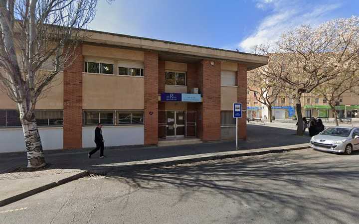 Fotografia tomada fuera de CFA Reus - (Centre de Formació d'Adults) - Escola de formació d'adults en Reus, Tarragona