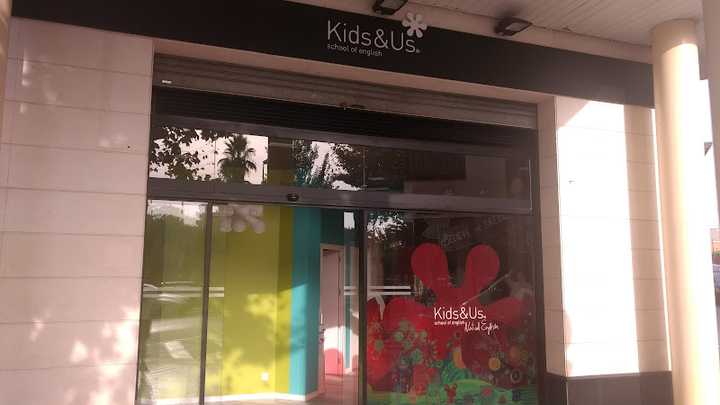 Fotografia tomada fuera de La Martina Kids&Us Reus Gaudí - Acadèmia d'anglès en Reus, Tarragona