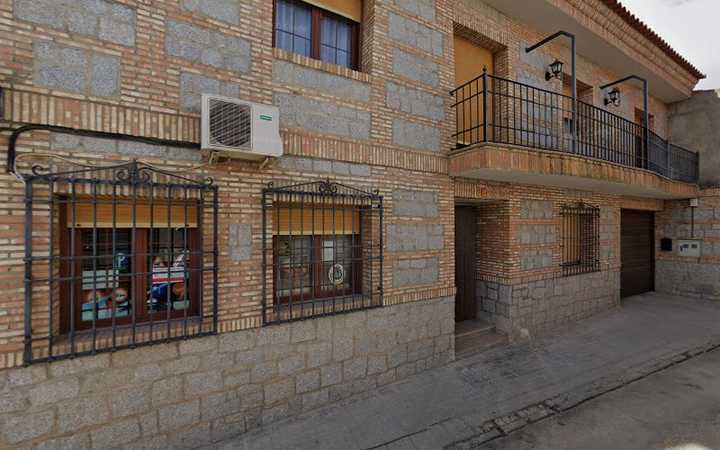 Fotografia tomada fuera de Autoescuela Lourdes - Autoescuela en Villafranca de los Caballeros, Toledo