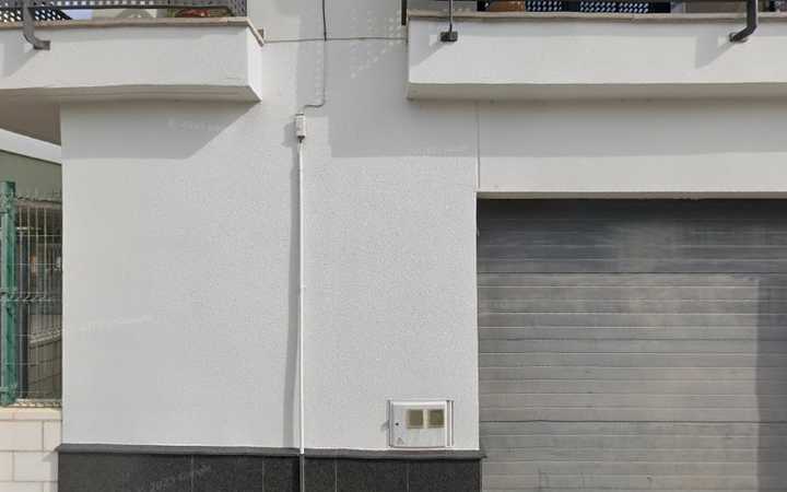 Fotografia tomada fuera de Instituto Público Cristofol Despuig - Institut en Tortosa, Tarragona