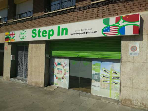 Fotografia tomada fuera de Step In - Academia de idiomas en Cornellà de Llobregat - Acadèmia d'anglès en Cornellà de Llobregat, Barcelona