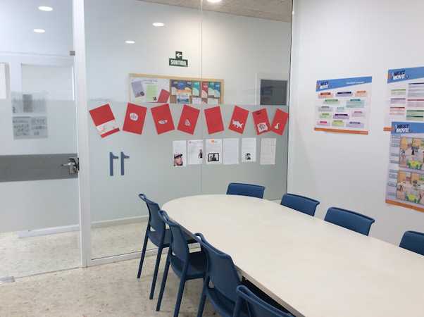 Fotografia tomada fuera de Progress Escuela de Idiomas - Acadèmia d'anglès en Sant Feliu de Llobregat, Barcelona