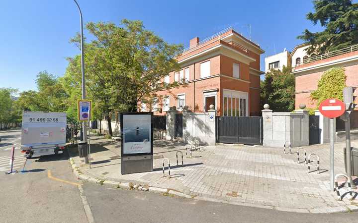 Fotografia tomada fuera de Sociedad Española de Estudios Clásicos - Universidad en Madrid, Madrid
