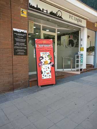 Fotografia tomada fuera de P.C. English - Acadèmia d'anglès en Montmeló, Barcelona