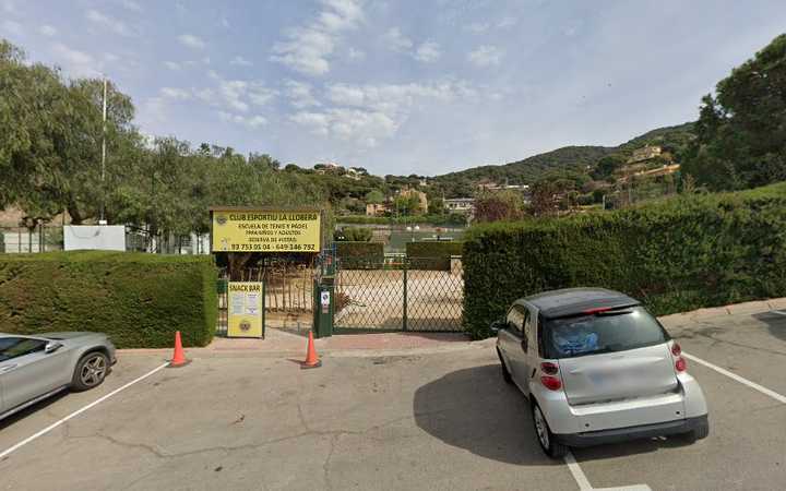 Fotografia tomada fuera de Karate Club Cabrils - Escuela deportiva en Cabrils, Barcelona