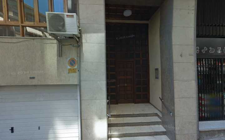 Fotografia tomada fuera de L'Acadèmia - Escola preparatòria en Jijona, Alicante