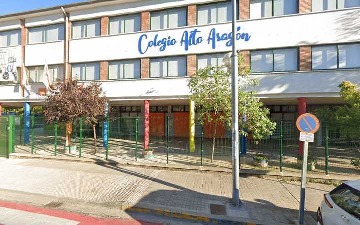 Fotografia tomada fuera de CEIP Alto Aragón - Colegio bilingüe en Barbastro, Huesca