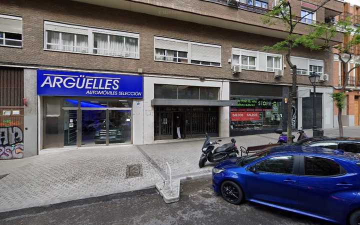 Fotografia tomada fuera de Centro de Estudios Personalizados - Centro educativo en Madrid, Madrid