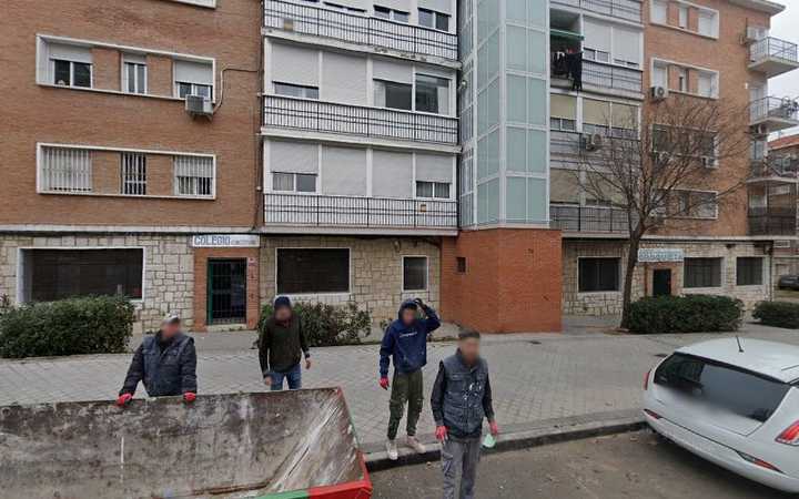 Fotografia tomada fuera de Colegio Concertado - Escuela en Madrid, Madrid