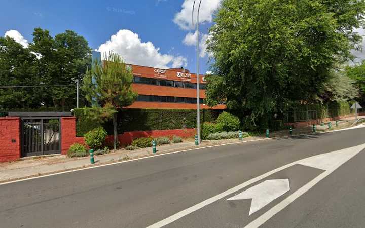 Fotografia tomada fuera de Instituto Superior de Formación Sanitaria (ISFOS) - Centro de formación en Madrid, Madrid