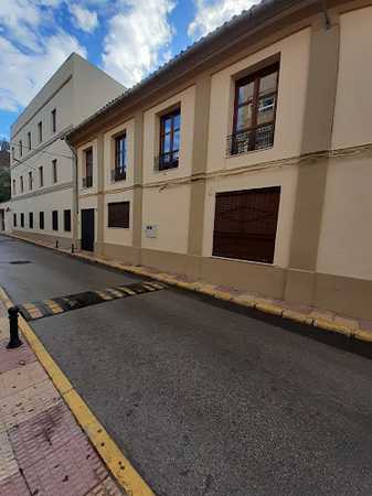 Fotografia tomada fuera de F.P.Adultes Cullera - Escola de formació d'adults en Cullera, Valencia