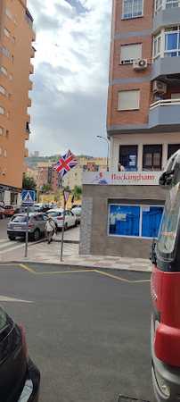 Fotografia tomada fuera de Buckingham Academy - Academia de inglés en Jaén, Jaén