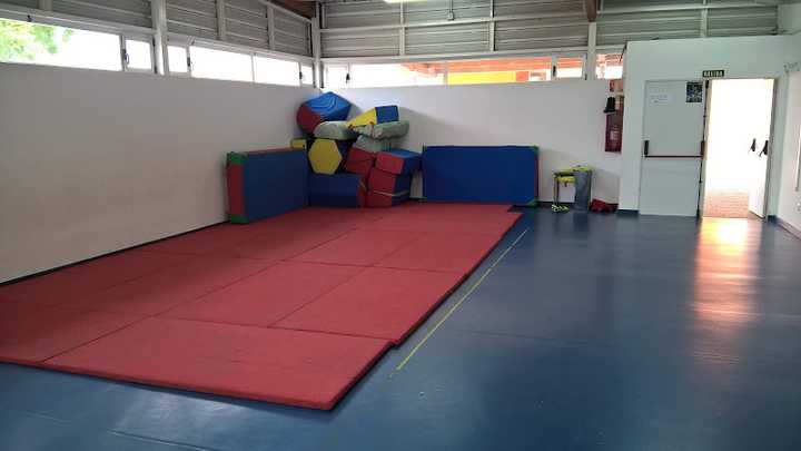Fotografia tomada fuera de Judoescuela Cayón - Club de judo en Santa María de Cayón, Cantabria