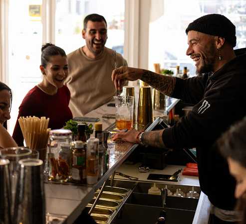 Fotografia tomada fuera de Alquimia Academy - Escuela de bartenders en Sant Josep de sa Talaia, Baleares