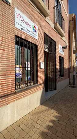 Fotografia tomada fuera de Meraki - Centro escolar en Cigales, Valladolid