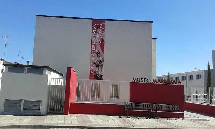 Fotografia tomada fuera de Museo de la Danza Española de Mariemma - Museos en Íscar, Valladolid