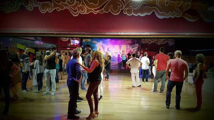 Fotografia tomada fuera de ACM City Cerdanyola - Academia de baile en Cerdanyola del Vallès, Barcelona