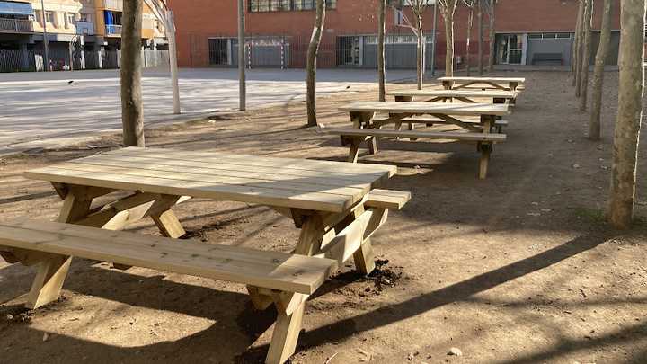 Fotografia tomada fuera de Instituto Banús - Escola secundària en Cerdanyola del Vallès, Barcelona