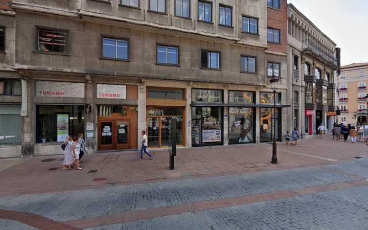 Fotografia tomada fuera de Centro de yoga Pura Vida - Gimnasio en Burgos, Burgos