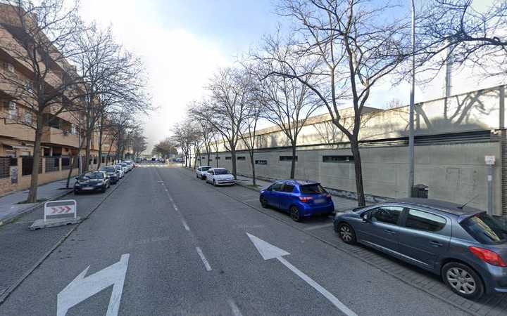Fotografia tomada fuera de Escuela Oficial de Idiomas de Pinto - Academia de idiomas en Pinto, Madrid