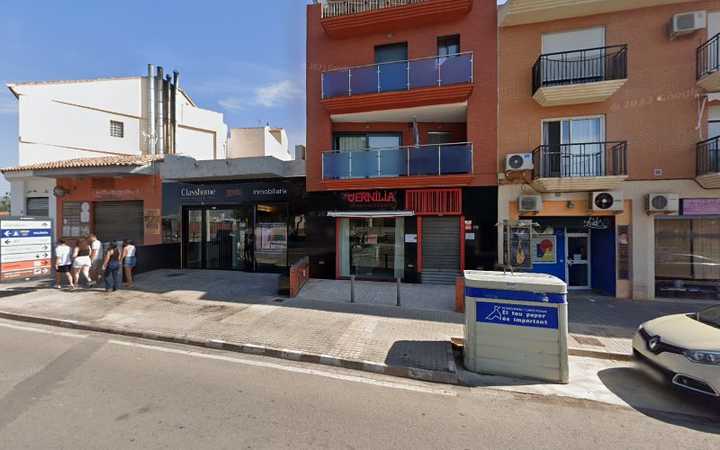 Fotografia tomada fuera de Cátedra - Centro de formación profesional en Puçol, Valencia
