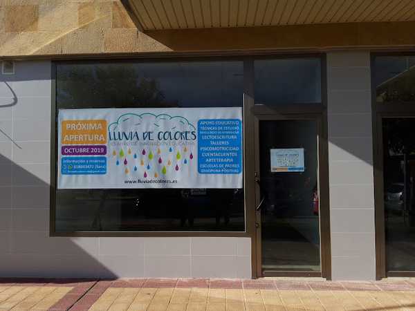 Fotografia tomada fuera de Lluvia de colores - Centro educativo en Arroyo de la Encomienda, Valladolid