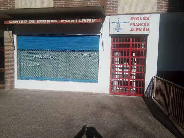 Fotografia tomada fuera de Centro de Idiomas Portland - Academia de inglés en Zaragoza, Zaragoza