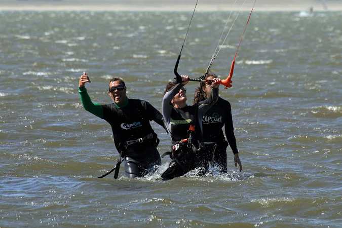 Fotografia tomada fuera de Escuela y tienda de Kitesurf Ebrokite - Escuela deportiva en Corconte, Cantabria