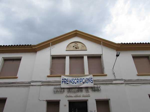 Fotografia tomada fuera de Escuela Diocesana de Navàs - Escola secundària en Navàs, Barcelona