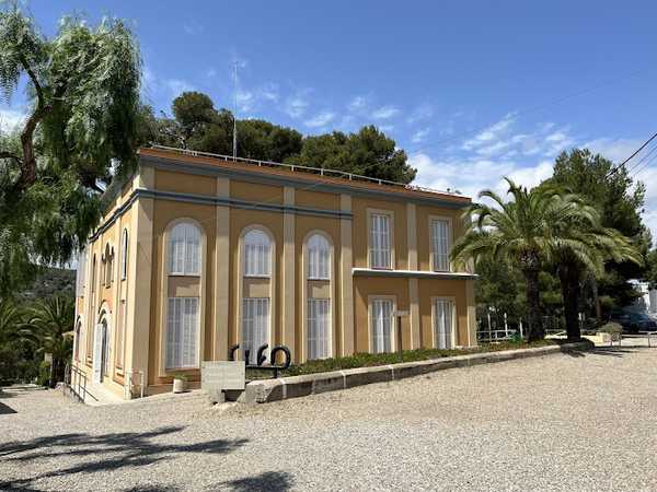 Fotografia tomada fuera de Centre d'Innovació i Formació Ocupacional (CIFO) de Tarragona - Centro de formación en Tarragona, Tarragona