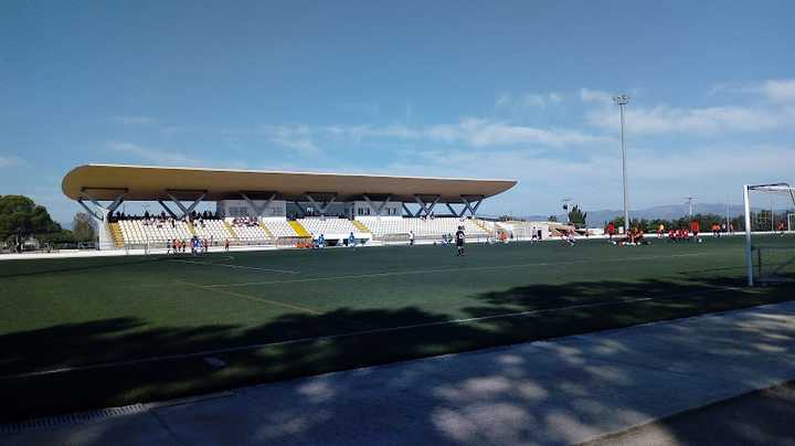 Fotografia tomada fuera de Escola de Futbol Delta de l'Ebre - Centre de formació esportiva en Deltebre, Tarragona