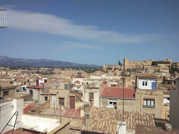 Fotografia tomada fuera de ESCOLA DE L’ESPLAI DE TORTOSA - Asociación u organización en Tortosa, Tarragona