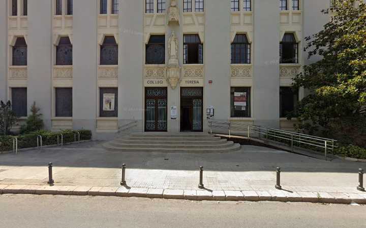 Fotografia tomada fuera de Col·legi Teresià Tortosa - Escola en Tortosa, Tarragona