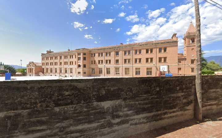 Fotografia tomada fuera de Espai Seminari - Colegio privado en Tortosa, Tarragona