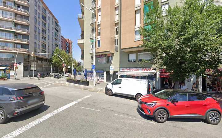 Fotografia tomada fuera de Inglés Sun - Acadèmia d'anglès en Barcelona, Barcelona