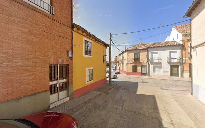 Fotografia tomada fuera de Centro Privado De Educación Infantil Valdecea - Colegio privado en Villalón de Campos, Valladolid