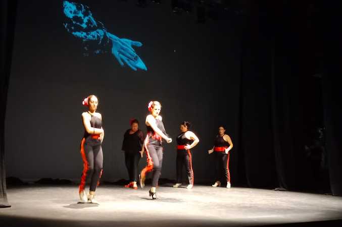 Fotografia tomada fuera de Arte Roji Escuela Danza - Escuela de flamenco en Laguna de Duero, Valladolid