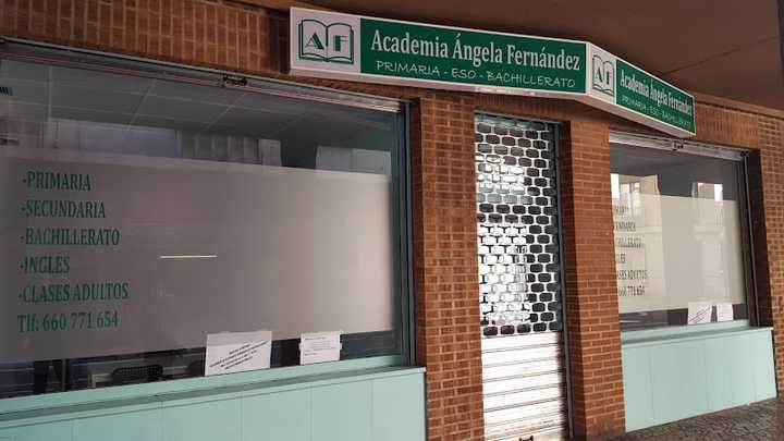 Fotografia tomada fuera de Academia Ángela Fernández - Centro de refuerzo escolar en Valladolid, Valladolid