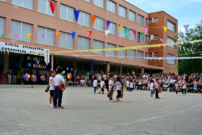 Fotografia tomada fuera de Grupo Educativo Divina Providencia - Colegio privado en Tordesillas, Valladolid