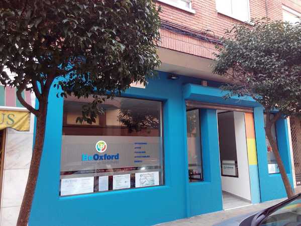 Fotografia tomada fuera de BeOxford - Academia de exámenes civiles en Valladolid, Valladolid