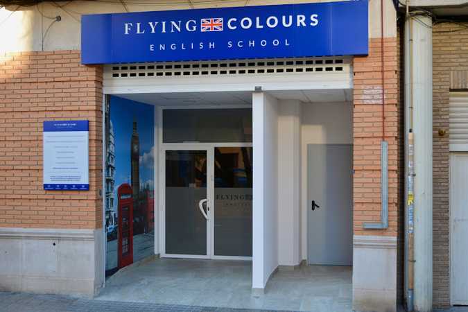 Fotografia tomada fuera de Flying Colours English School - English language school en Quart de Poblet, Valencia